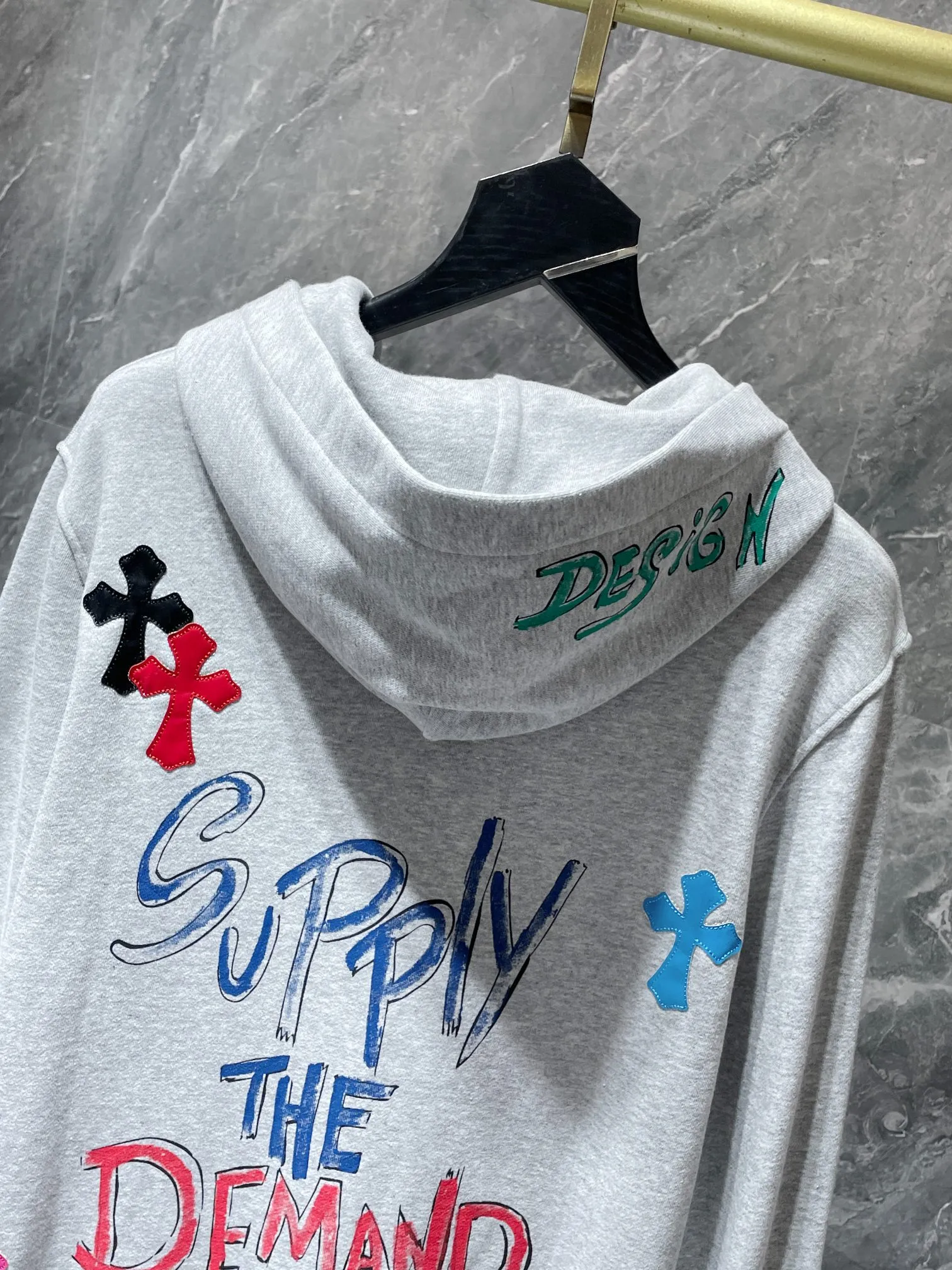 P276 Chrome Hearts Autumn and Winter 2025 Counter Synchronization Colorful cross leather Sanskrit hand-painted graffiti hooded sweatshirt Ins celebrity couple must-have, same style for men and women! The highest version! ! Imported leather! ! A must-have for internet celebrities! Recommended colors: white, black, gray Code numbers: S, M, L, XL